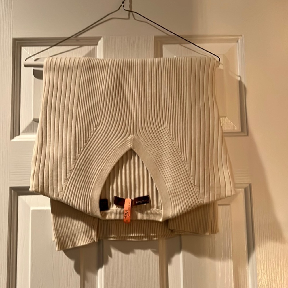 Men’s winter white sweater